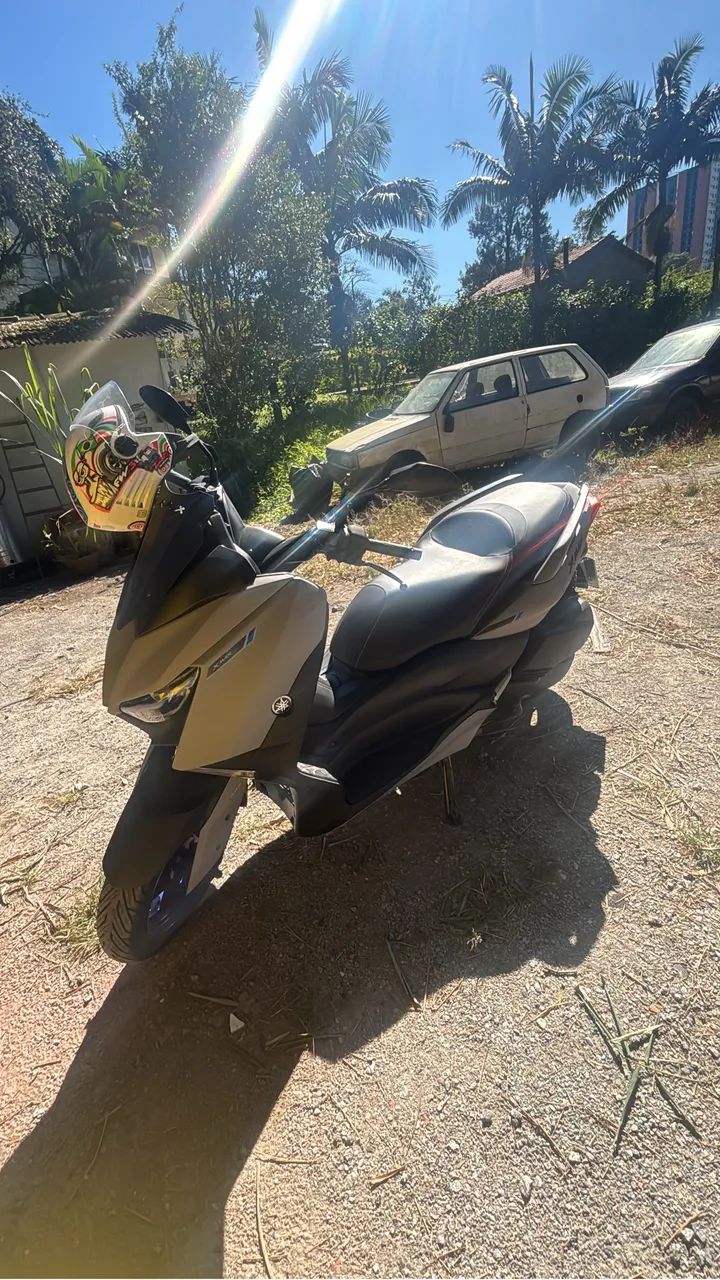 XMAX 250 - Foto 5