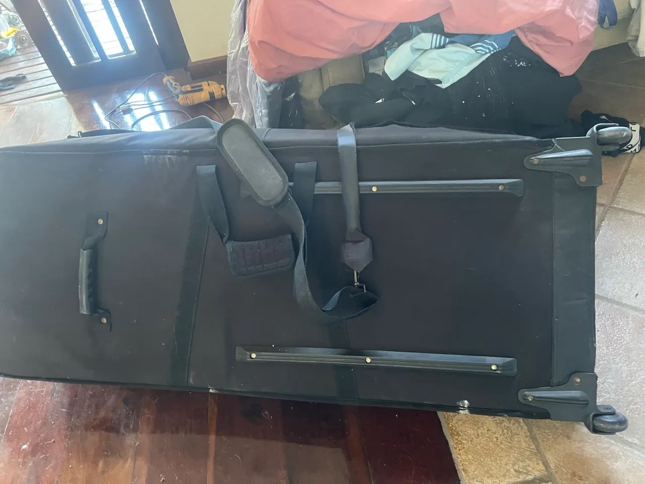Bolsa pra teclado com rodas - Foto 3
