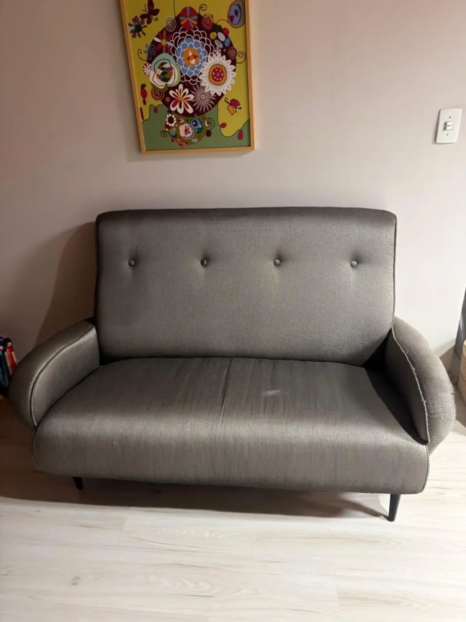 SOFÁ RETRÔ PÉ PALITO  - Foto 4