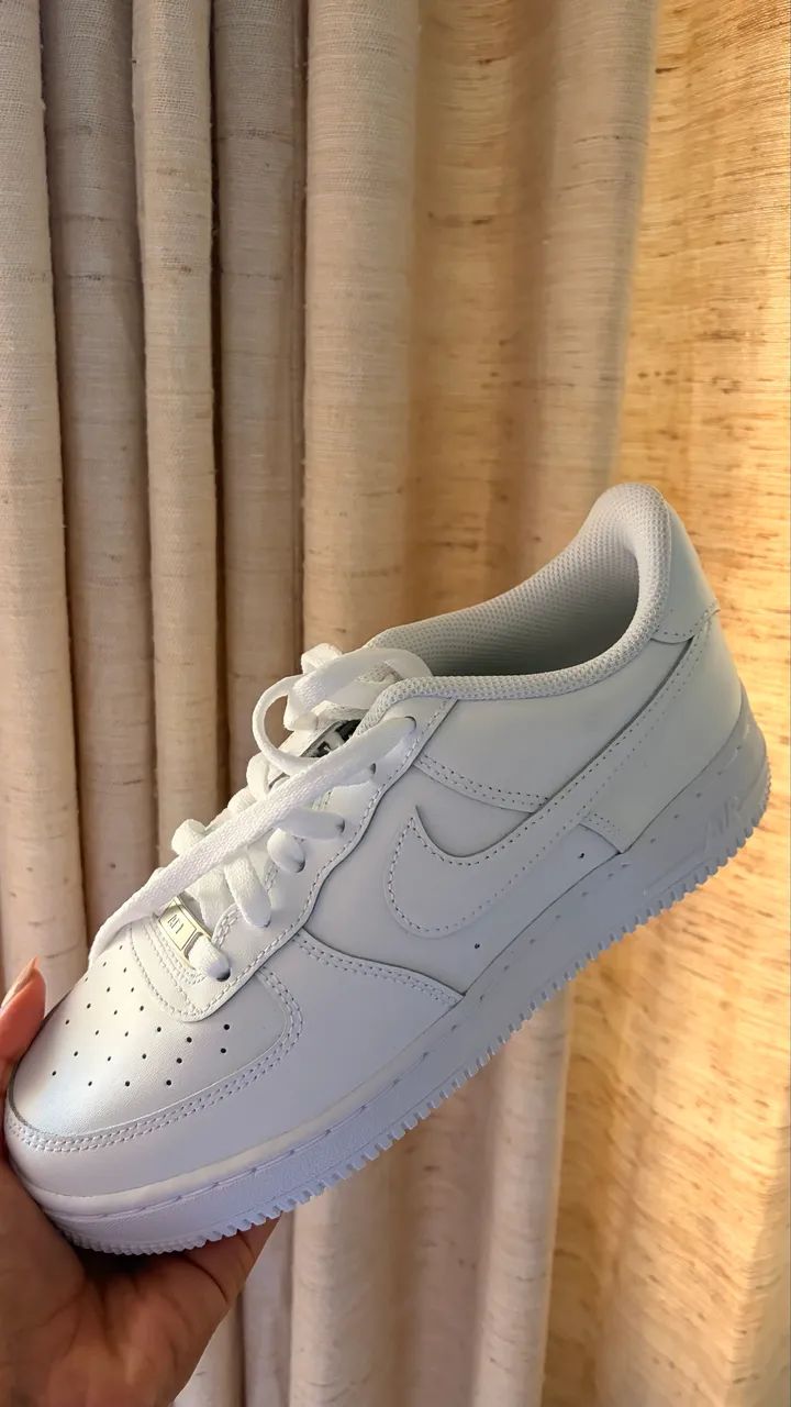 Tênis Nike Air Force 1 - Feminino