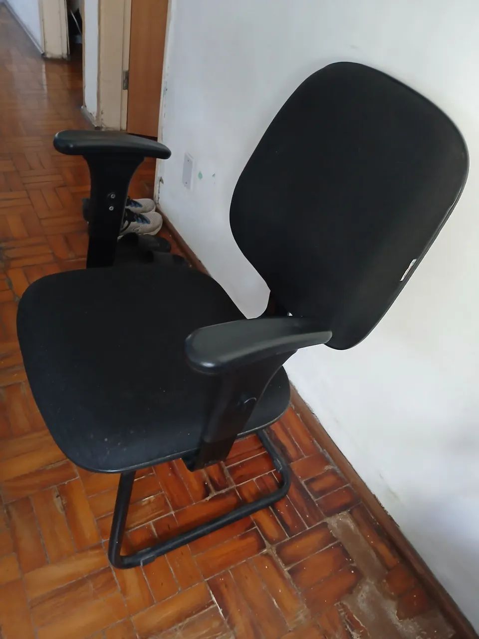 Cadeira para escritório  - Foto 5