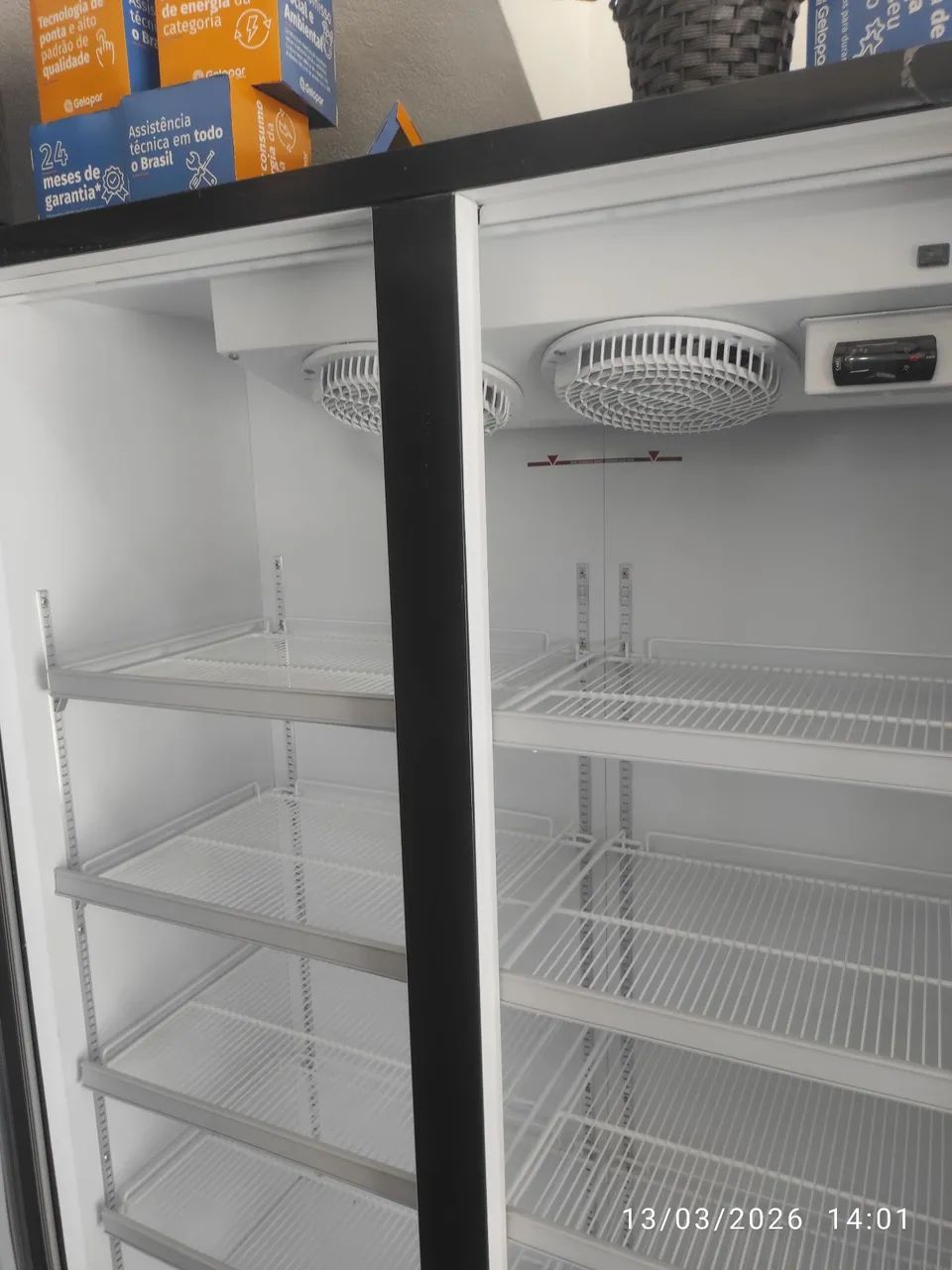 Bh Expositor auto serviço Gelopar 2P refrigerado 