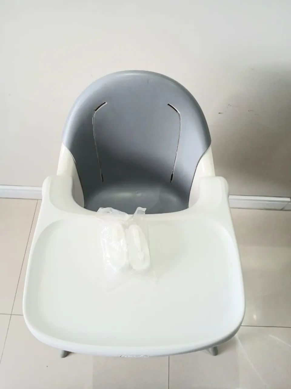 Cadeira de Alimentação Safety 1st Branca e Cinza 
