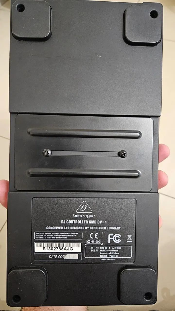 Controladora Behringer CMD DV-1 USB para DJ | Excelente Estado | Pouquíssimo Uso - Foto 2