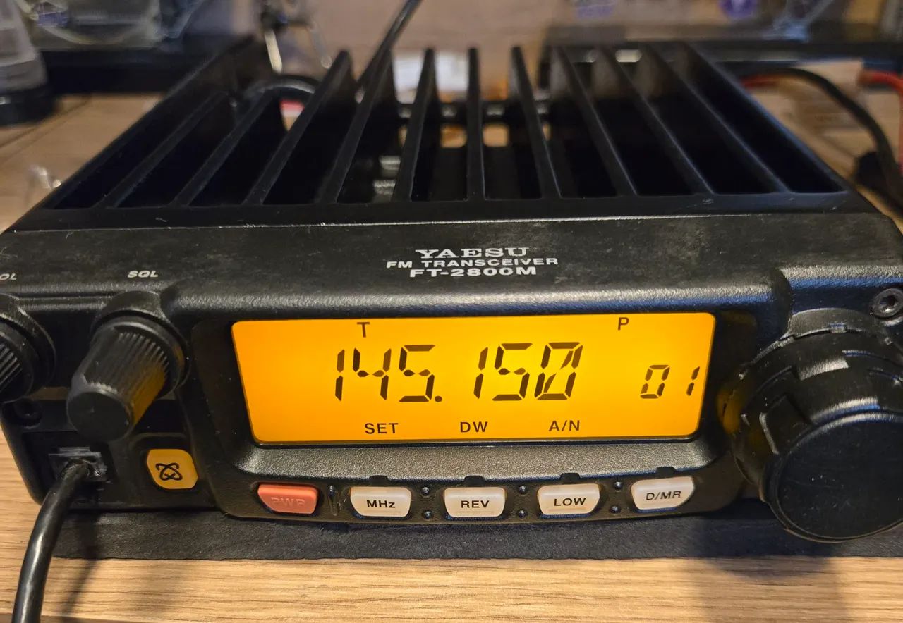 Radio Yaesu FT-2800M