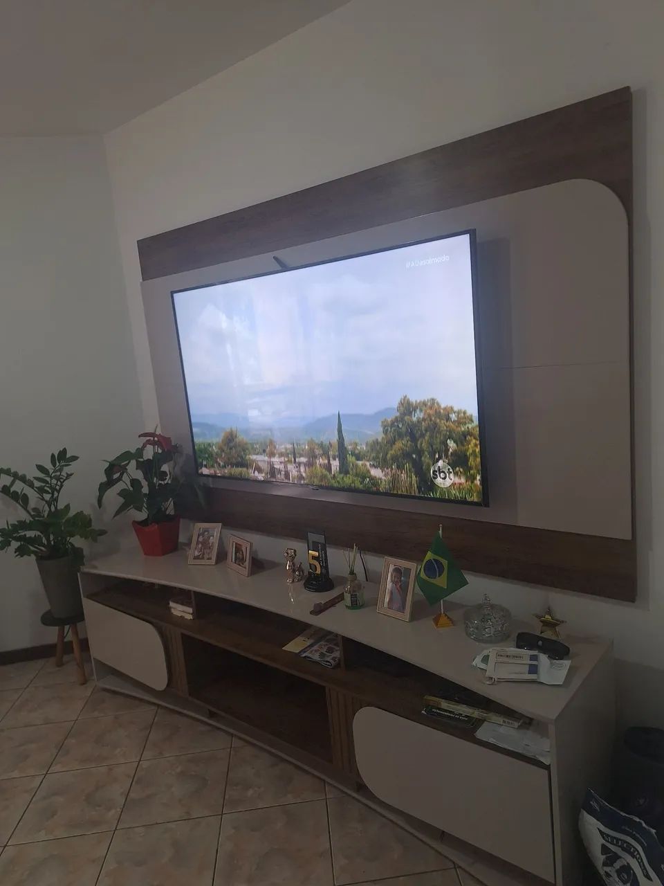 RACK TV 75 "