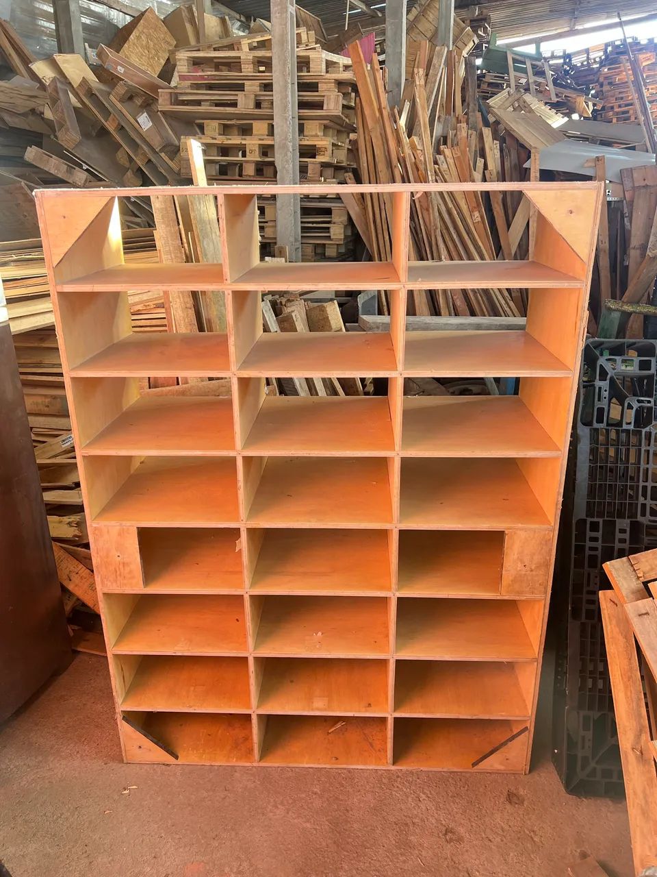 Estante Organizadora de Madeirite - Grande Capacidade - Foto 2
