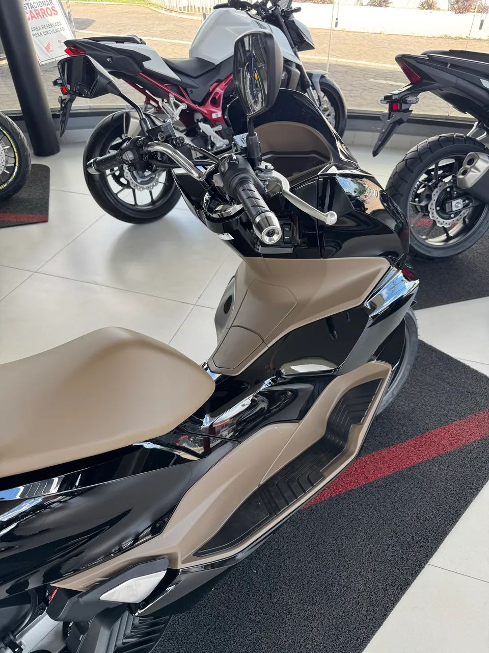 Moto Honda - PCX 160 DLX ABS  - Foto 3