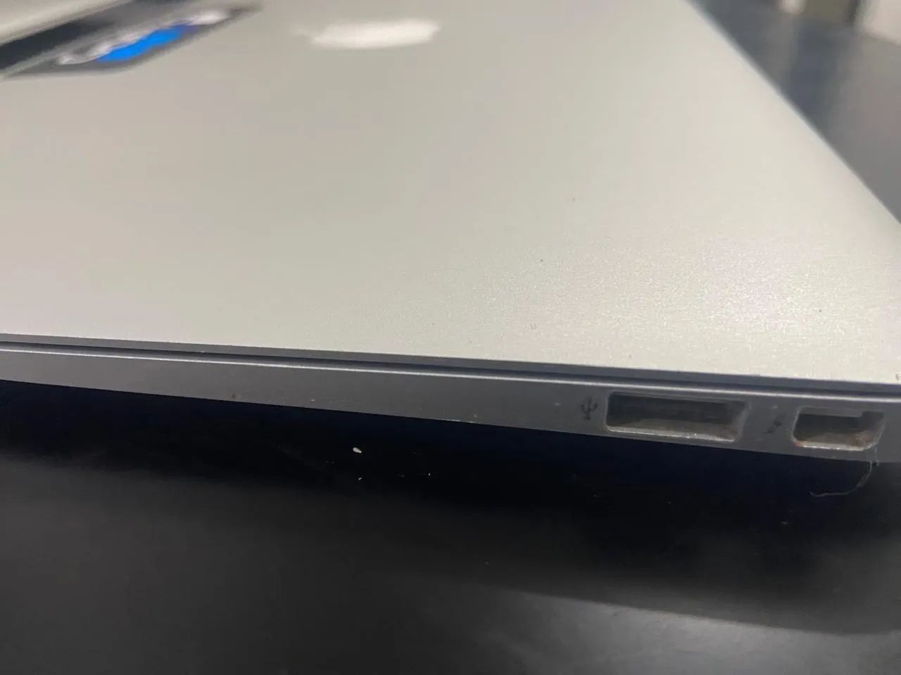 Vendo MacBook Air 11  - Foto 2