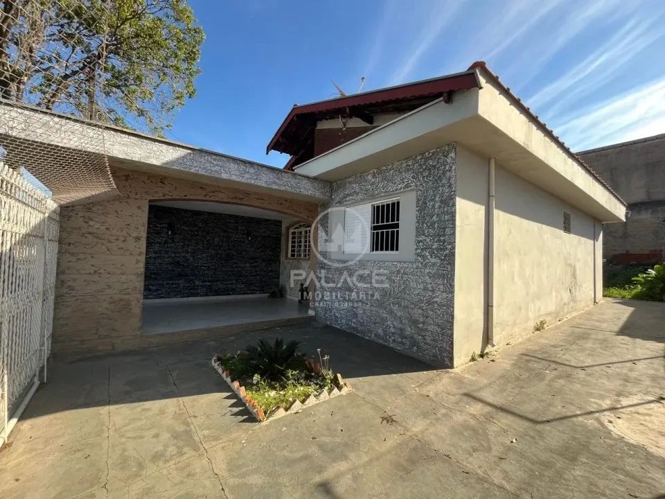 Casa à venda Santa Terezinha