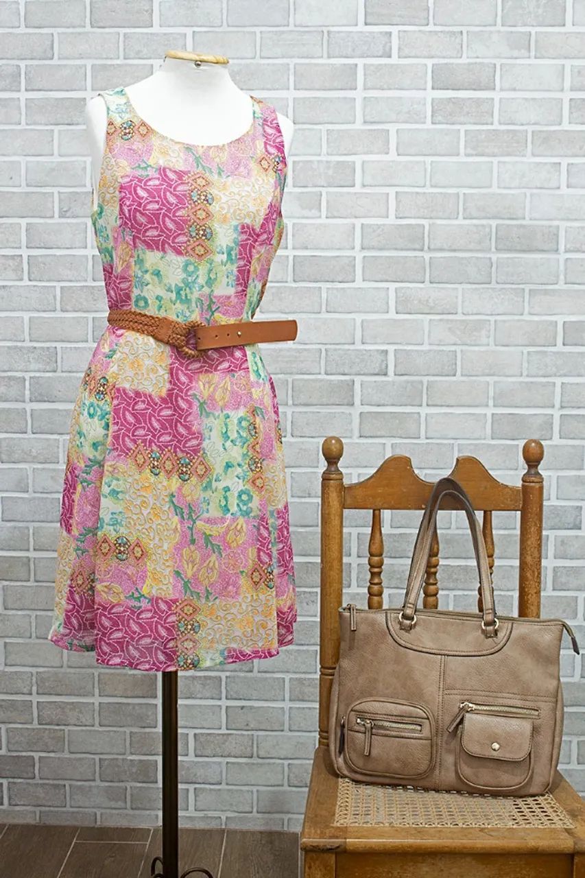 Vestido estampado floral patchwork - seminovo
