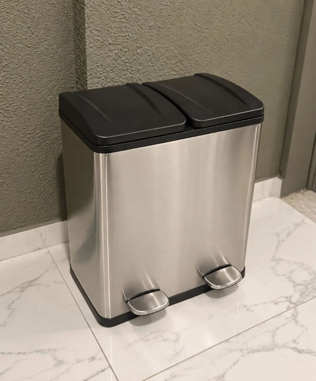 Lixeira inox