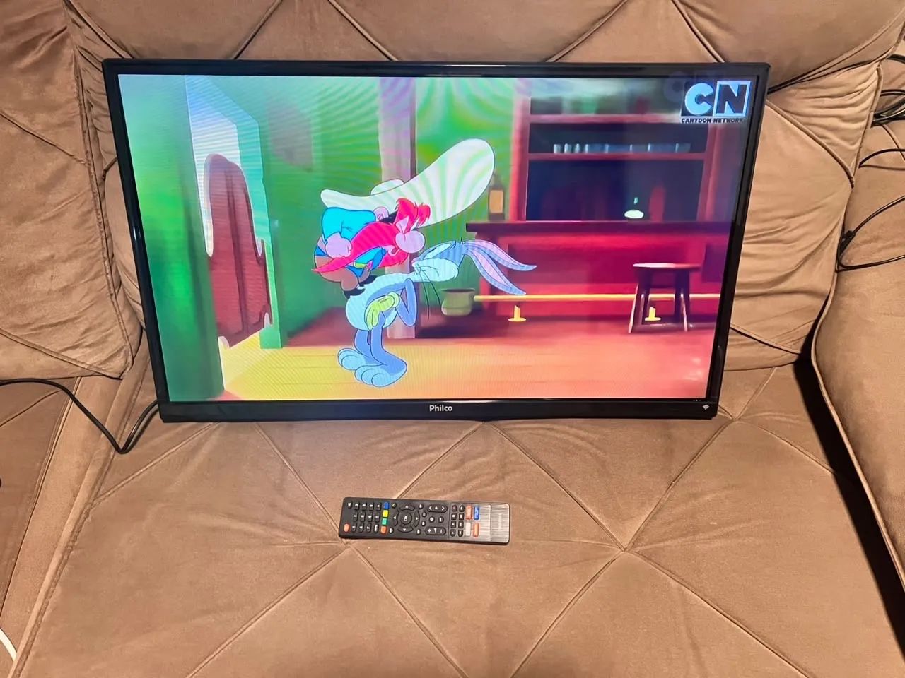Smart TV Philco 32 Polegadas LED Wi-Fi Controle Novo - Foto 2