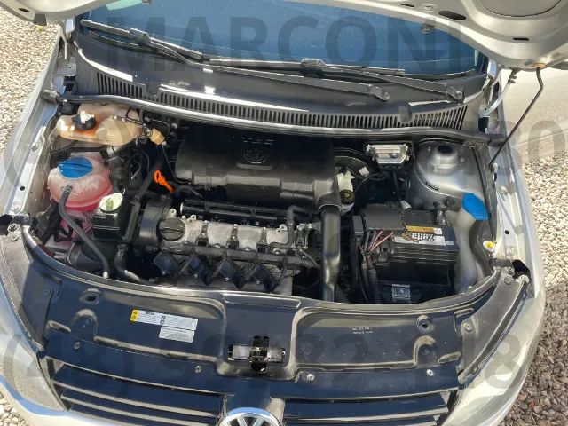 Volkswagen Fox 1.0 MI Total Flex 8V 5P 2014 - Foto 5