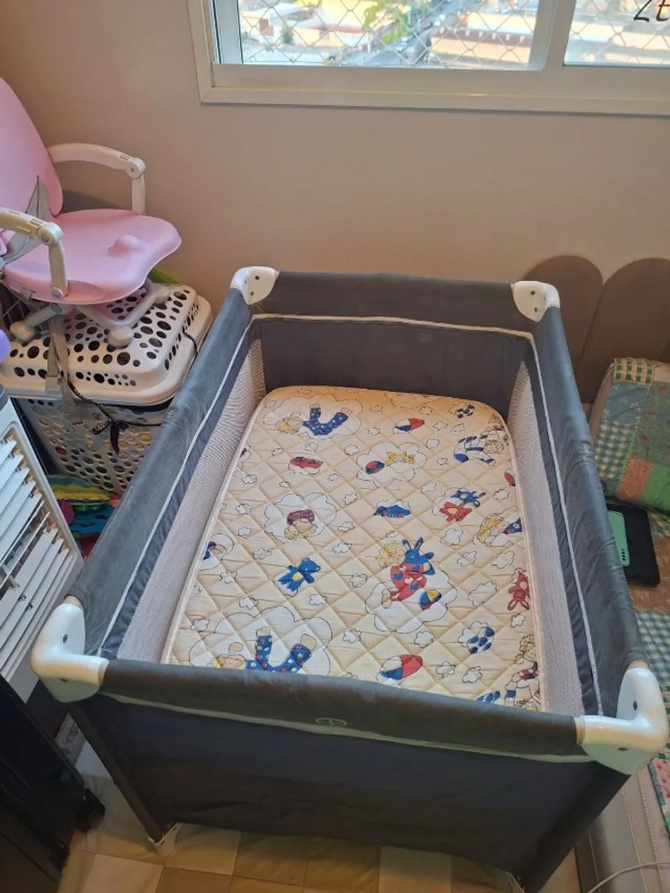 Carrinho com bêbê conforto + Cama retrátil e colção infantil - Foto 3