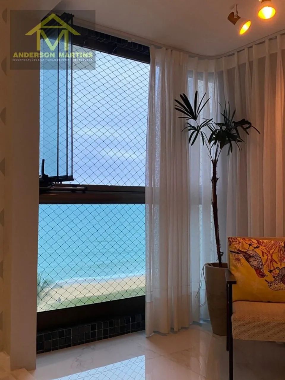 Apartamento Completo de 3 Quartos com Vista para o Mar - Cód.: 28403 