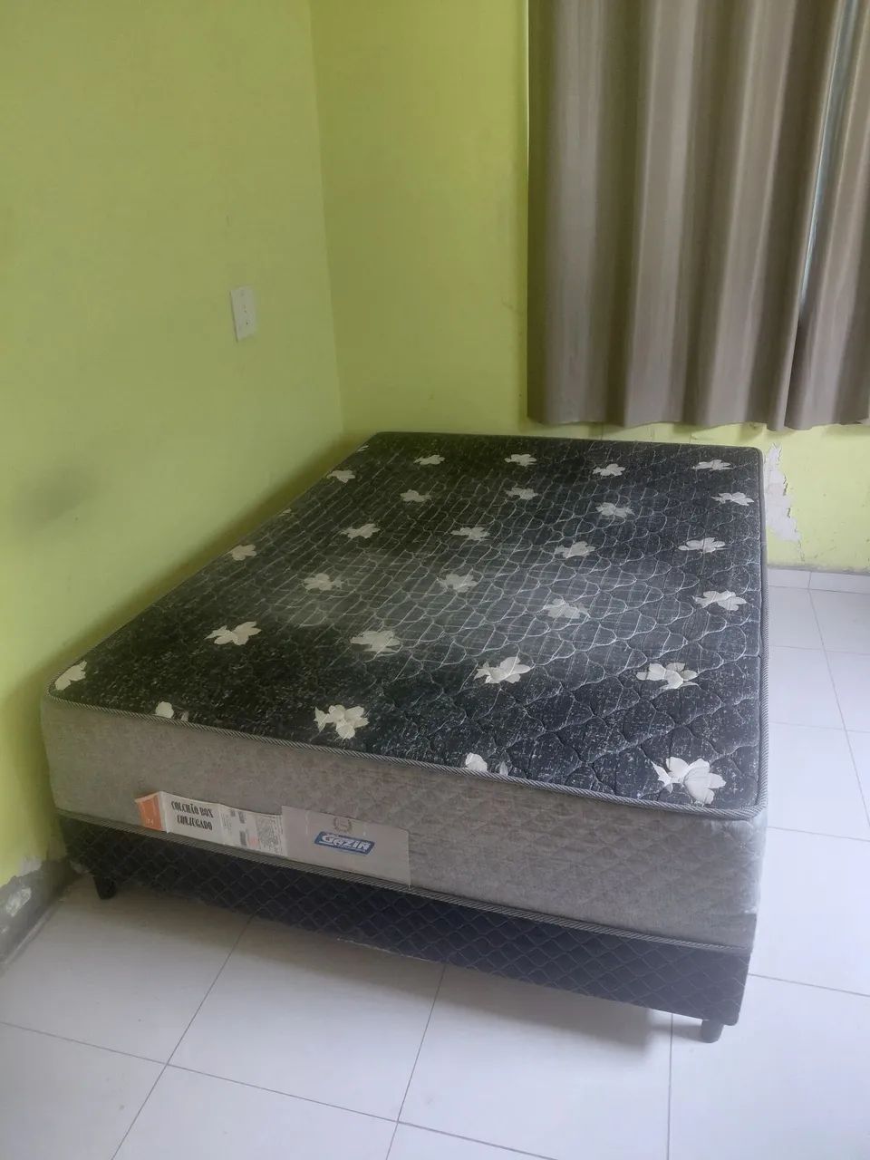 Cama box
