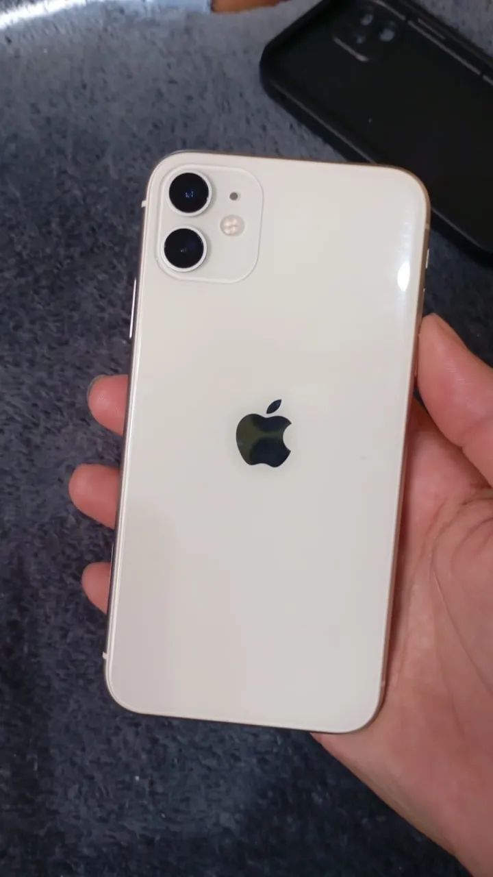 iPhone 11 seminovo 