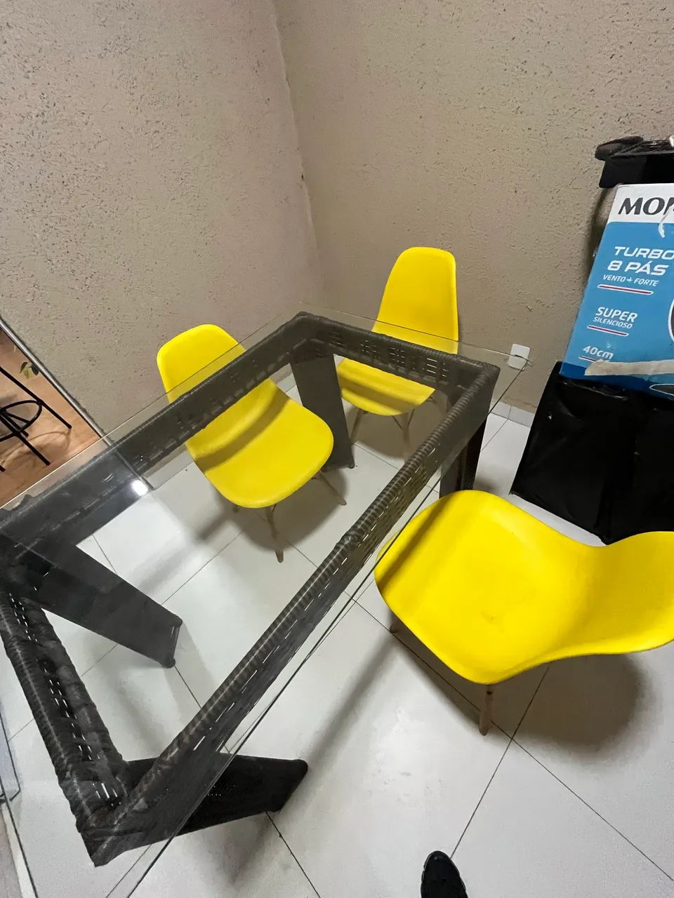 Mesa de vidro em junco  - Foto 2
