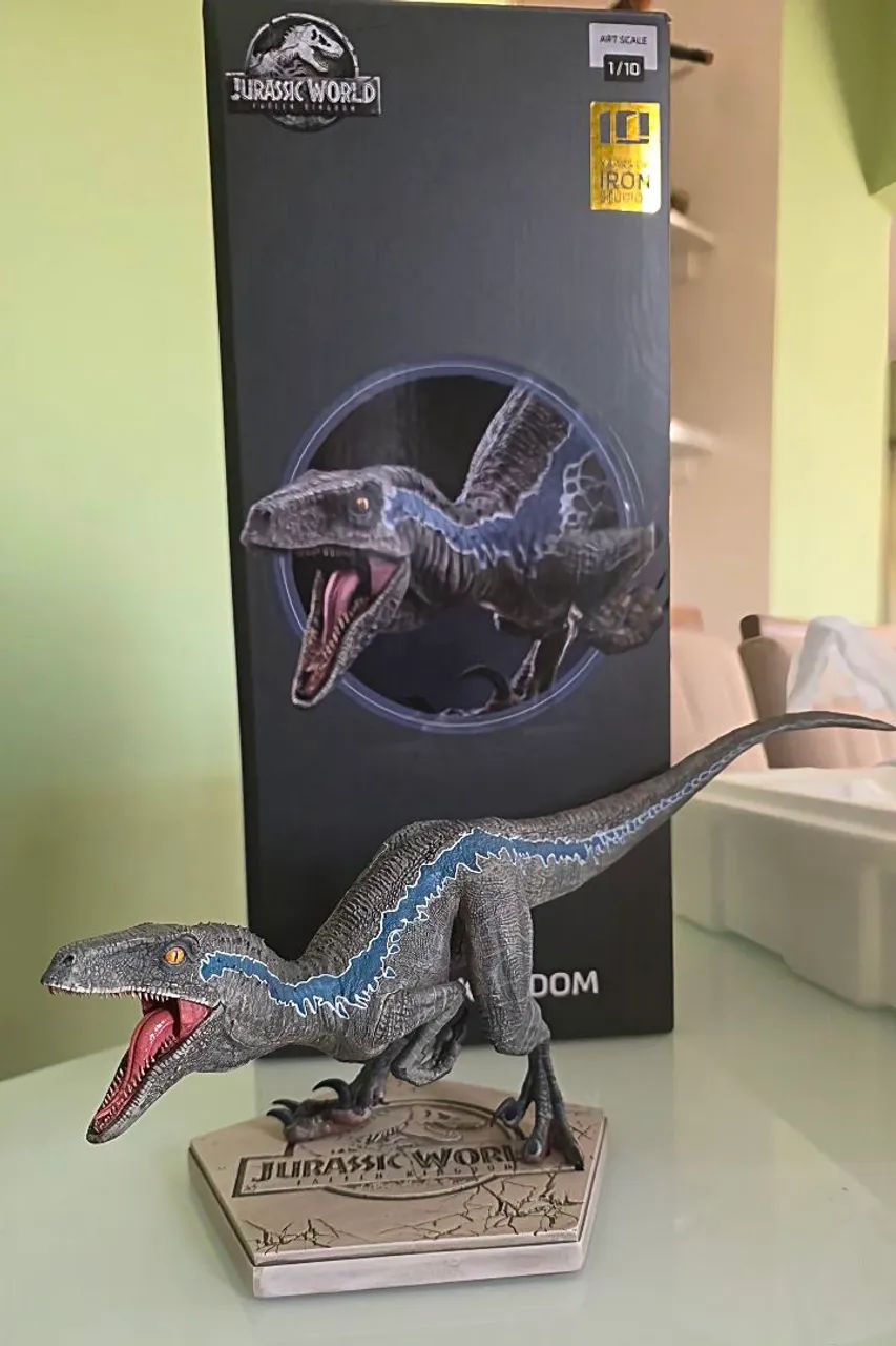 Estátua Blue - Jurassic World Fallen Kingdom - Art Scale 1/10 - Iron Studios - Foto 2