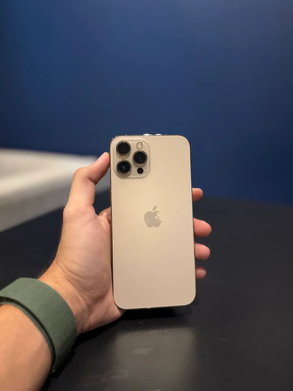 iPhone 12 Pro Max | 128GB | semi novo - Celulares e Smartphones