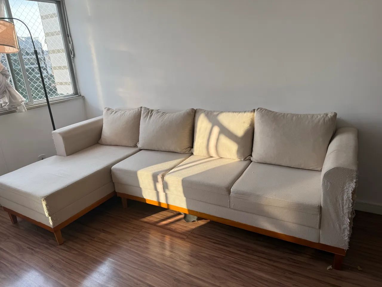 Sofá 4 lugares - Foto 4