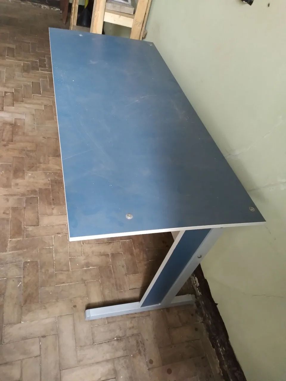 Mesa escritório 1,30 x 60 cm  - Foto 3