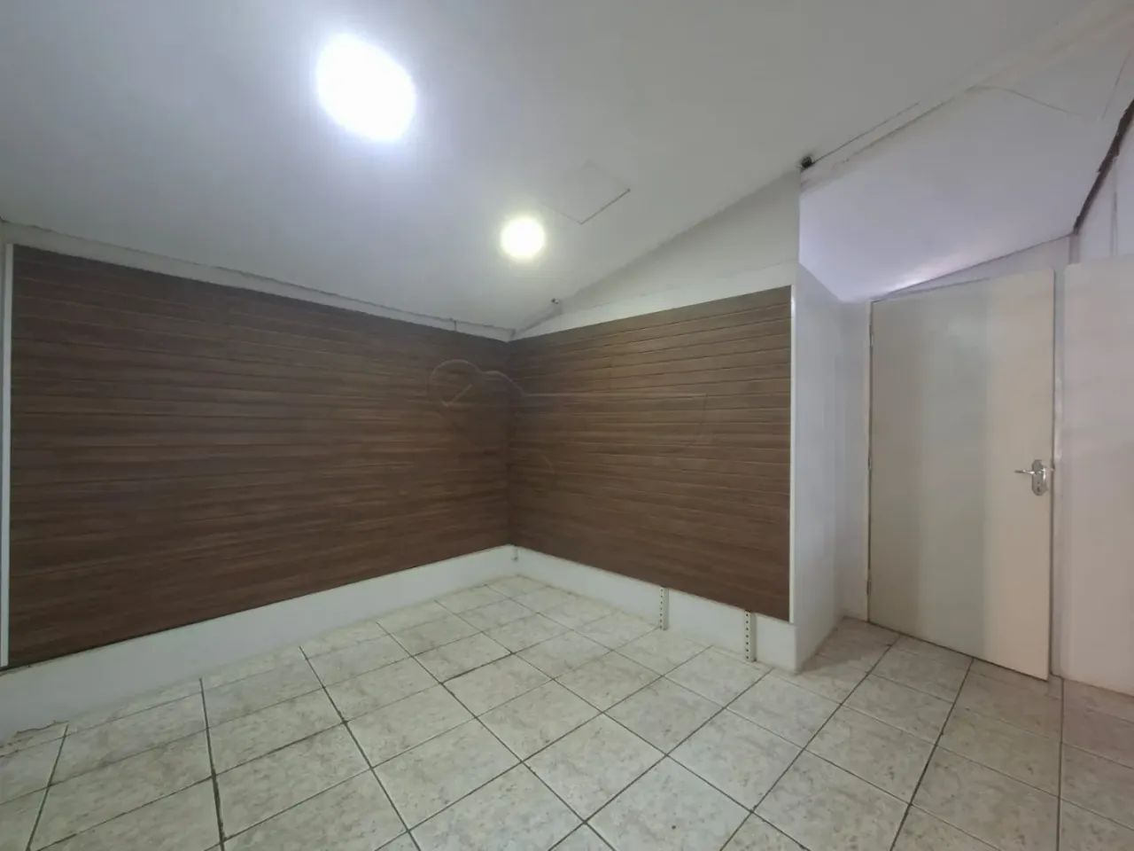 Casa comercial com 04 quartos no Centro de Limeira/sp. - Foto 2