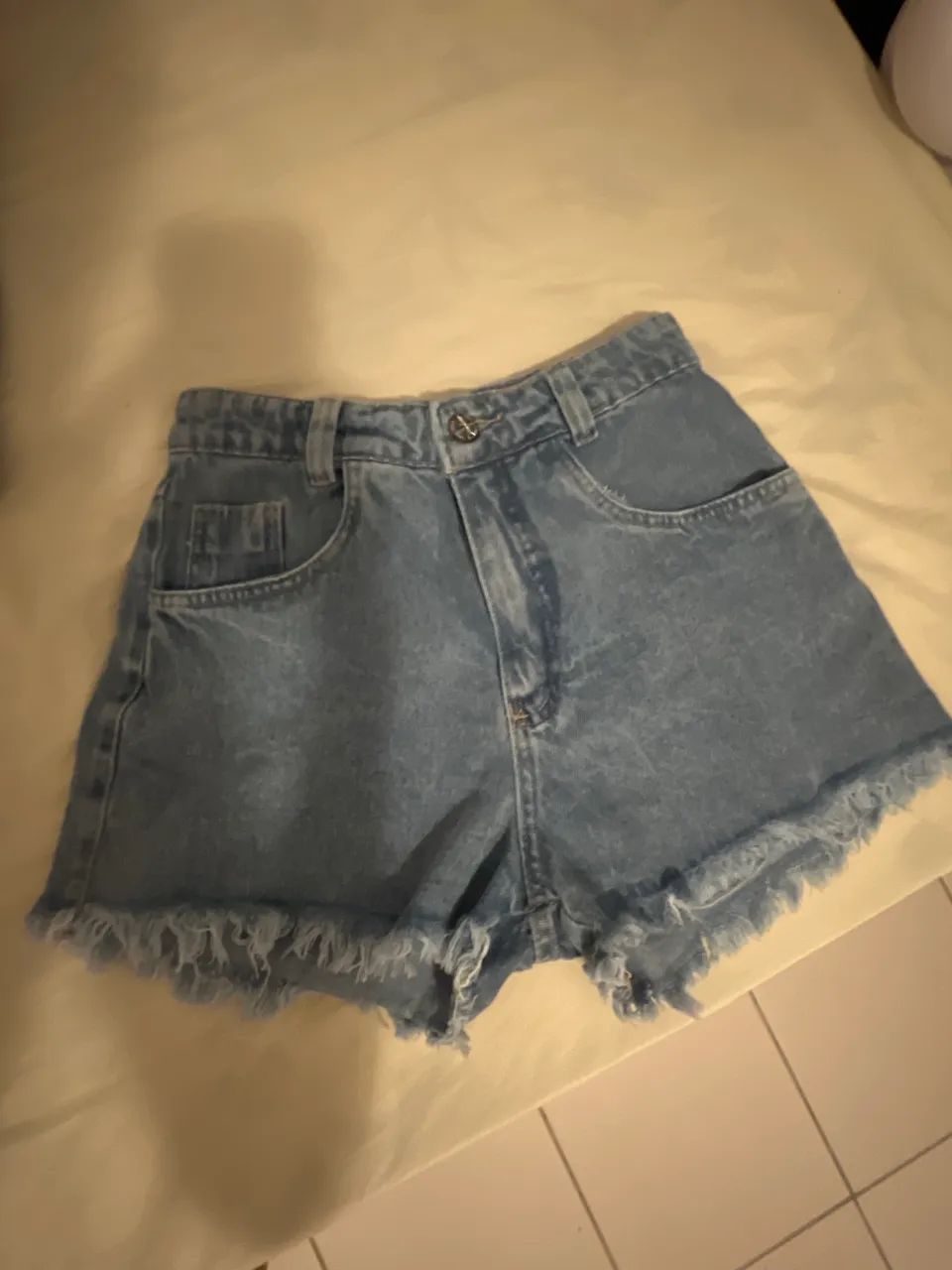 Dois shorts jeans novos n 38 - Foto 3