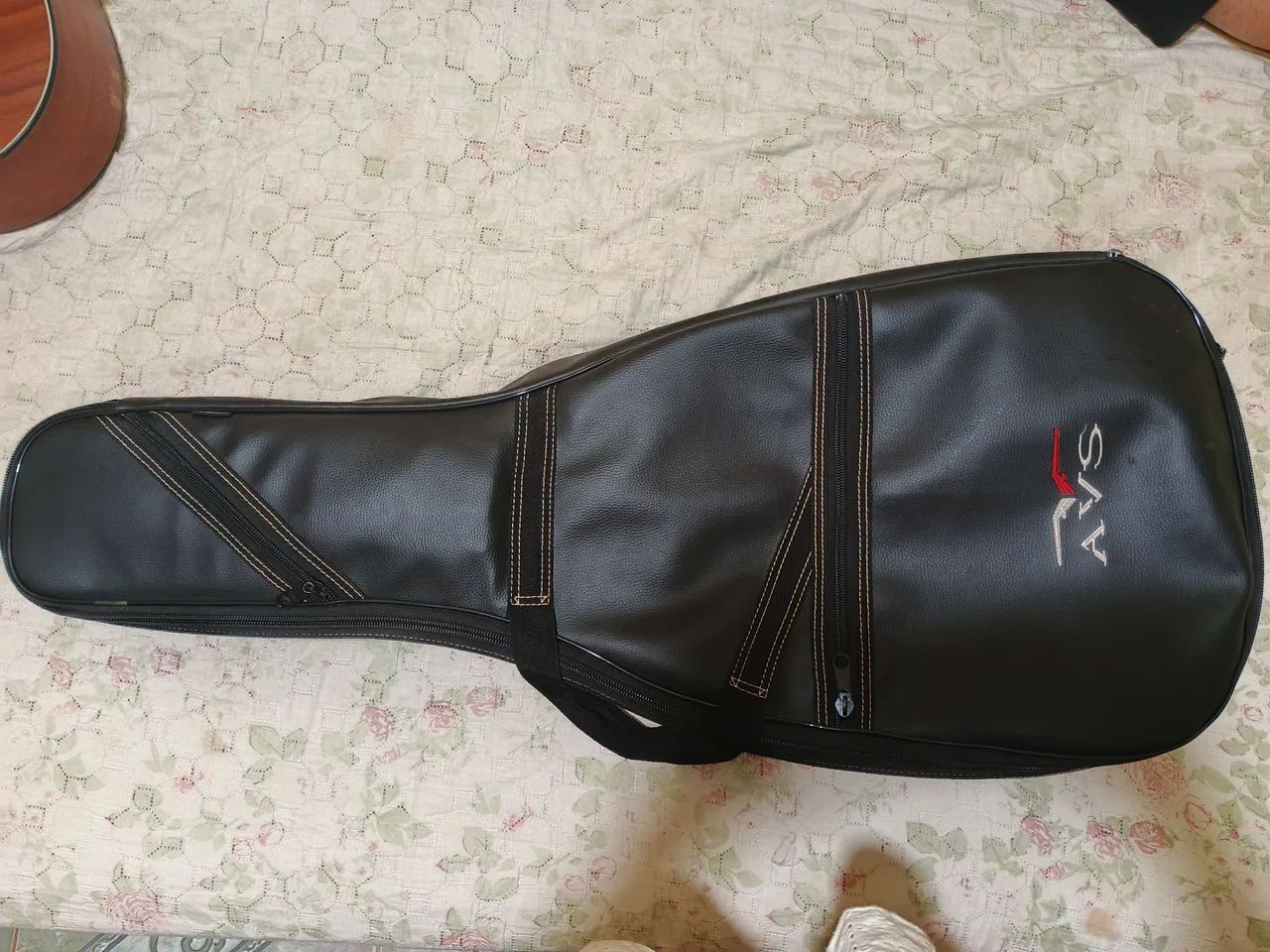 Capa de Couro acolchoada( Violão profissional )  - Foto 2
