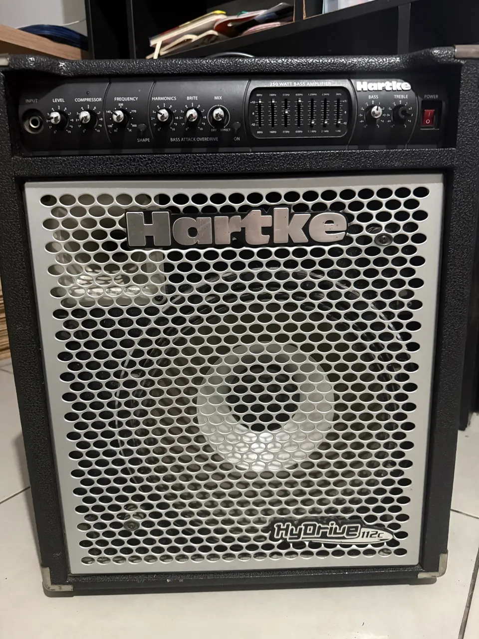 Hartke HD50 Amplificador de Baixo 50W - Instrumentos musicais