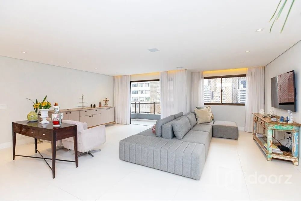 Imóvel na Manuel Guedes com 4 dormitórios e 197m² - Foto 2