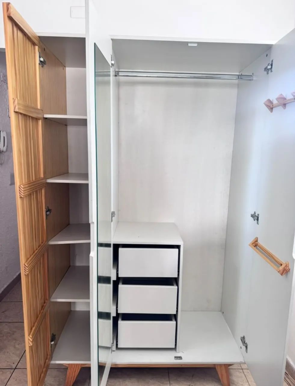 guarda roupa OPPA - Foto 2