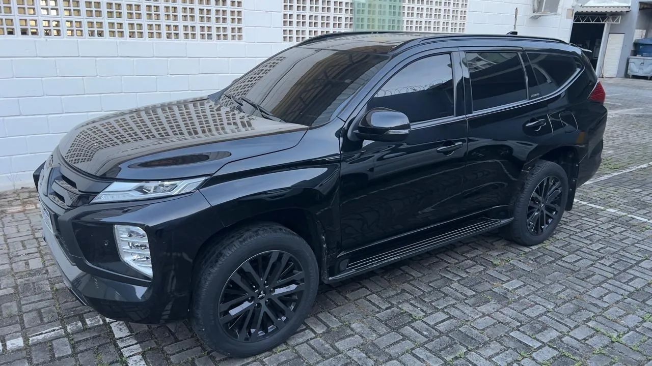 Mitsubishi Pajero 2024