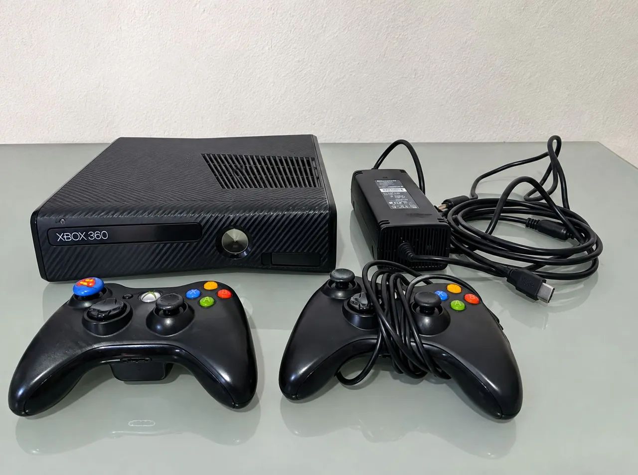 Xbox 360 SLIM Com Jogos