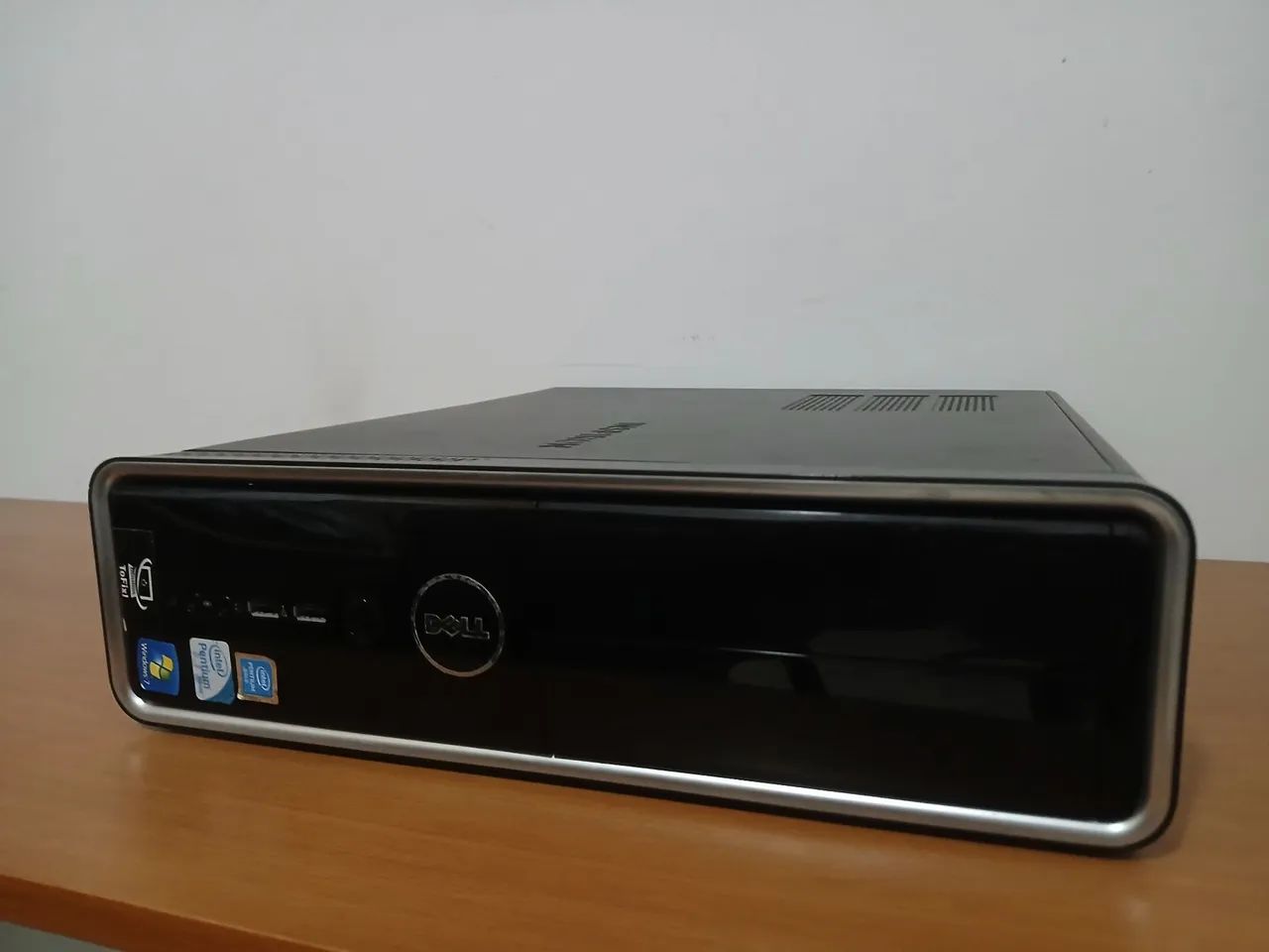 Gabinete e fonte Dell para montar PC.