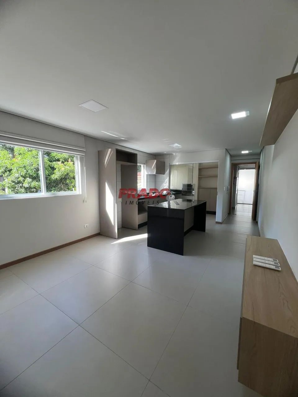 Apartamento à venda em Maringá, Zona 07, com 2 quartos, com 62 m², BATAGLINI - Foto 2