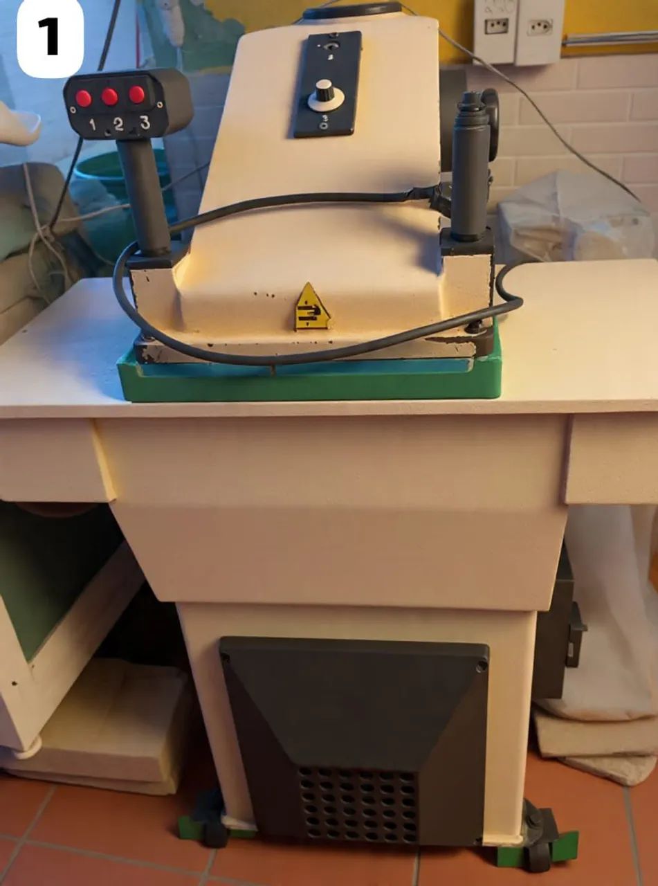 Máquina para corte balancim hidráulica capacidade 20 toneladas  - Foto 3