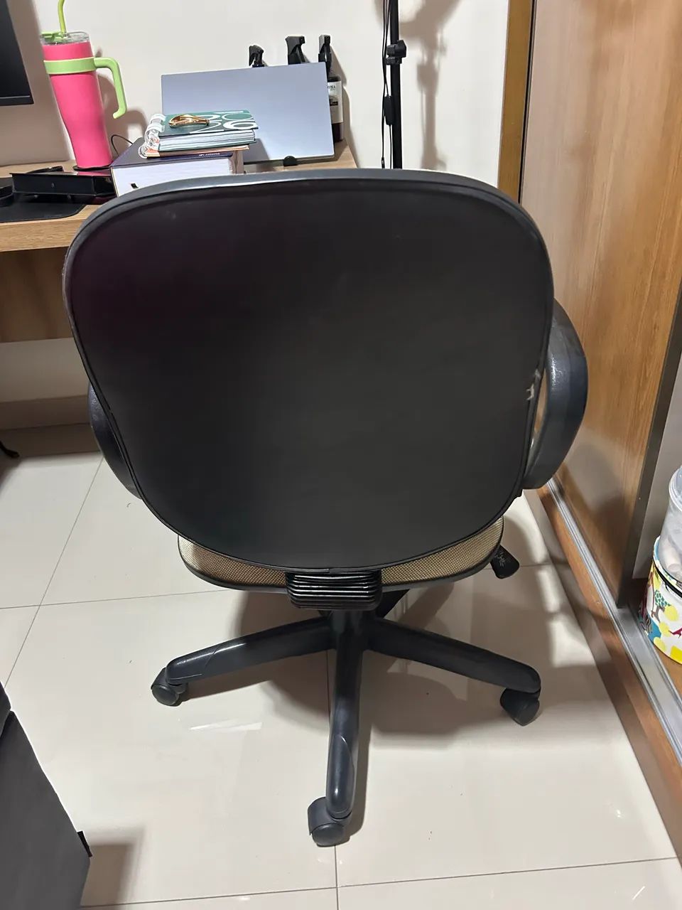 Cadeira escritório  - Foto 4