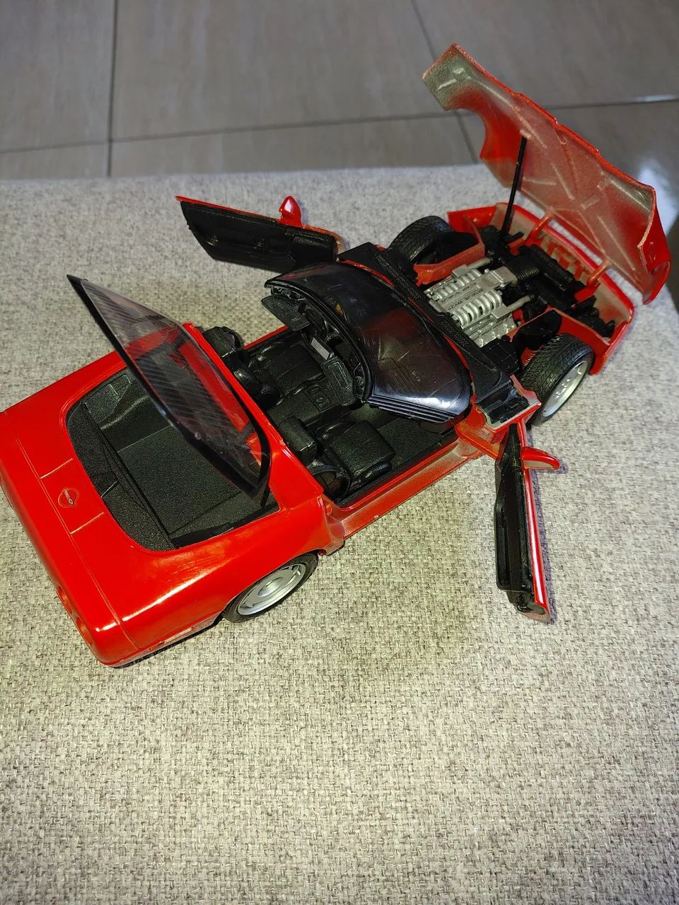 Miniatura  maisto 1/18