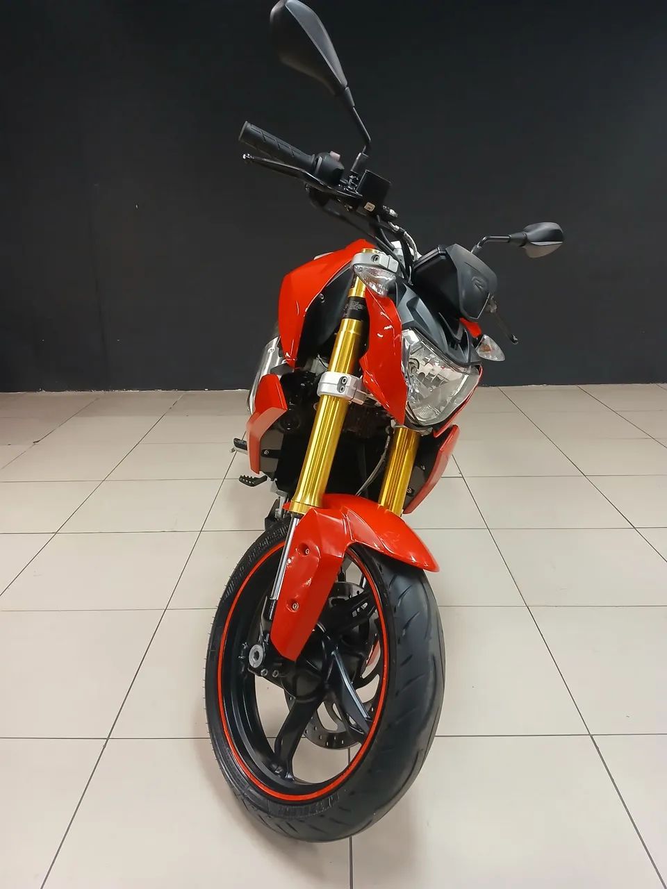 BMW G310 R - Foto 3