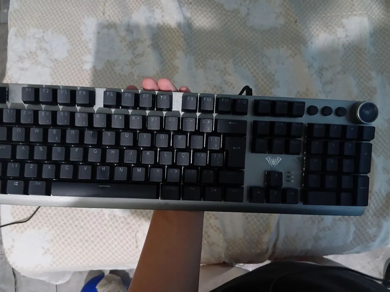 Vendo teclado mecânico da Aula, 100%