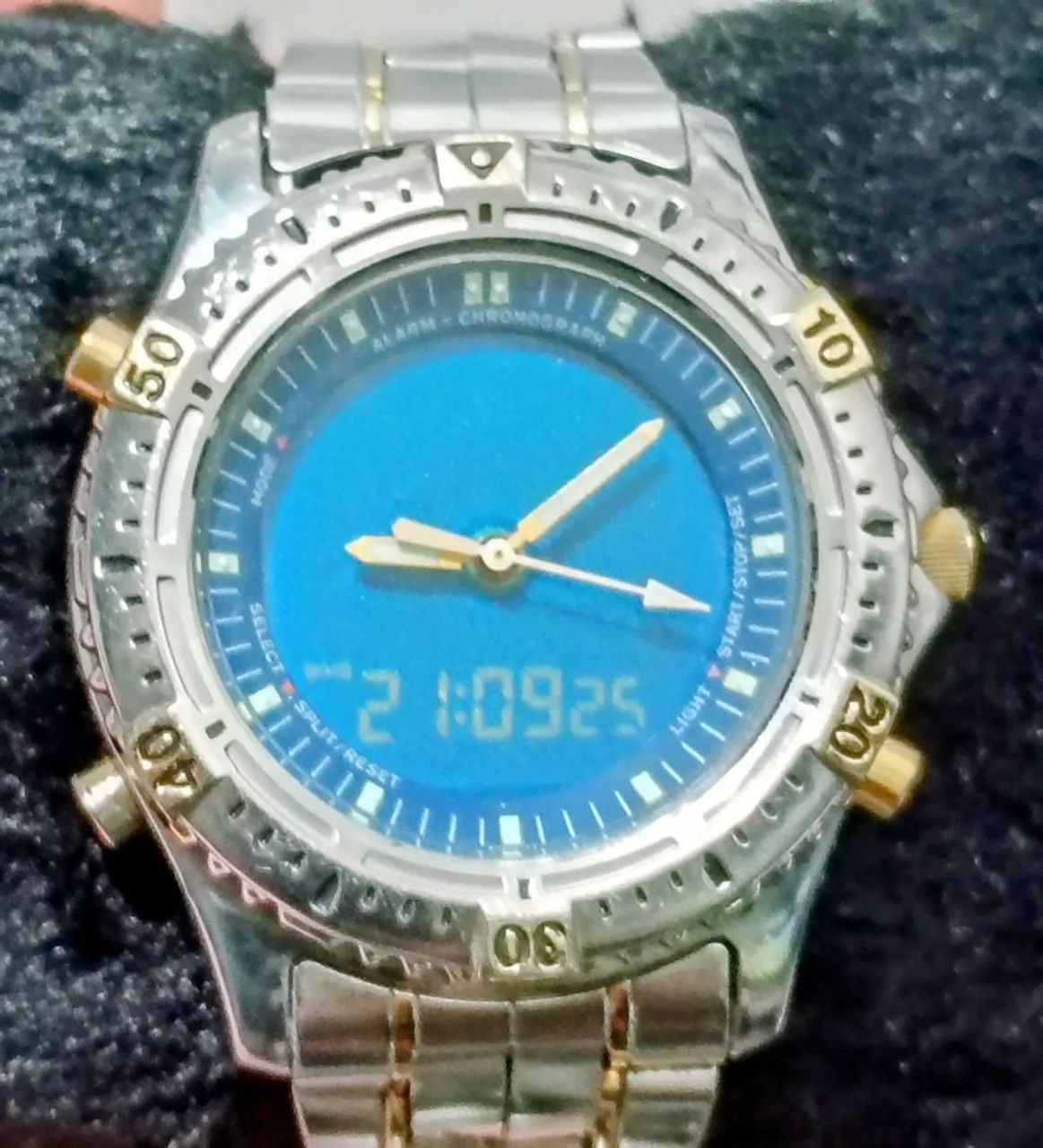 Relógio Citizen Promaster C820 Double Face Prata Dourado Azul