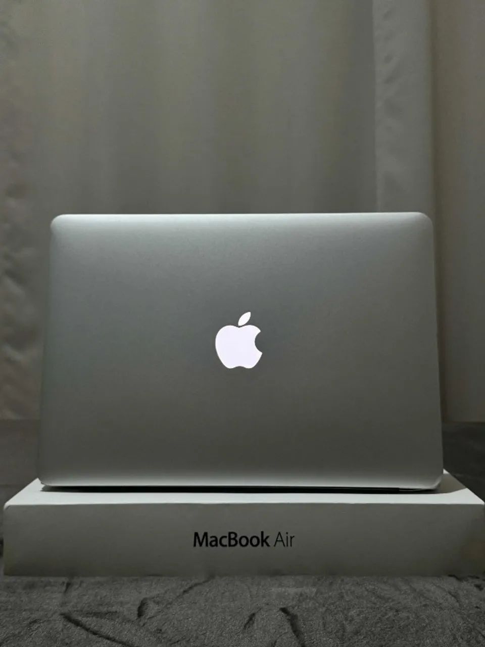 MacBook Air 13インチ（2014） MacBook Air (13-inch, Early 2014) - Notebooks - Copacabana, Rio de