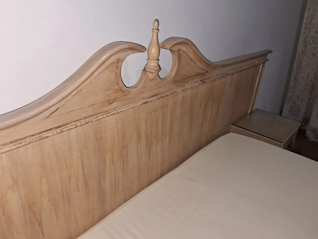 Cama de casal antiga estilo Luis XVI - Foto 2