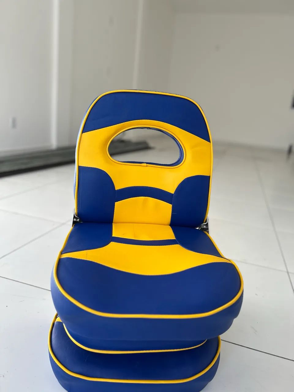 Poltrona Náutica Estofada - Conforto e Acabamento Premium - Foto 2