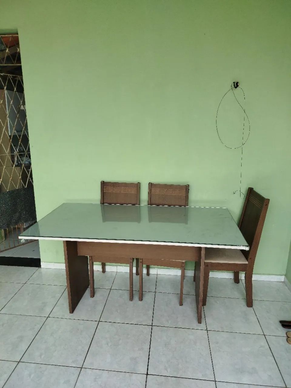 Conjunto de Mesa com 6 Cadeiras - Foto 2