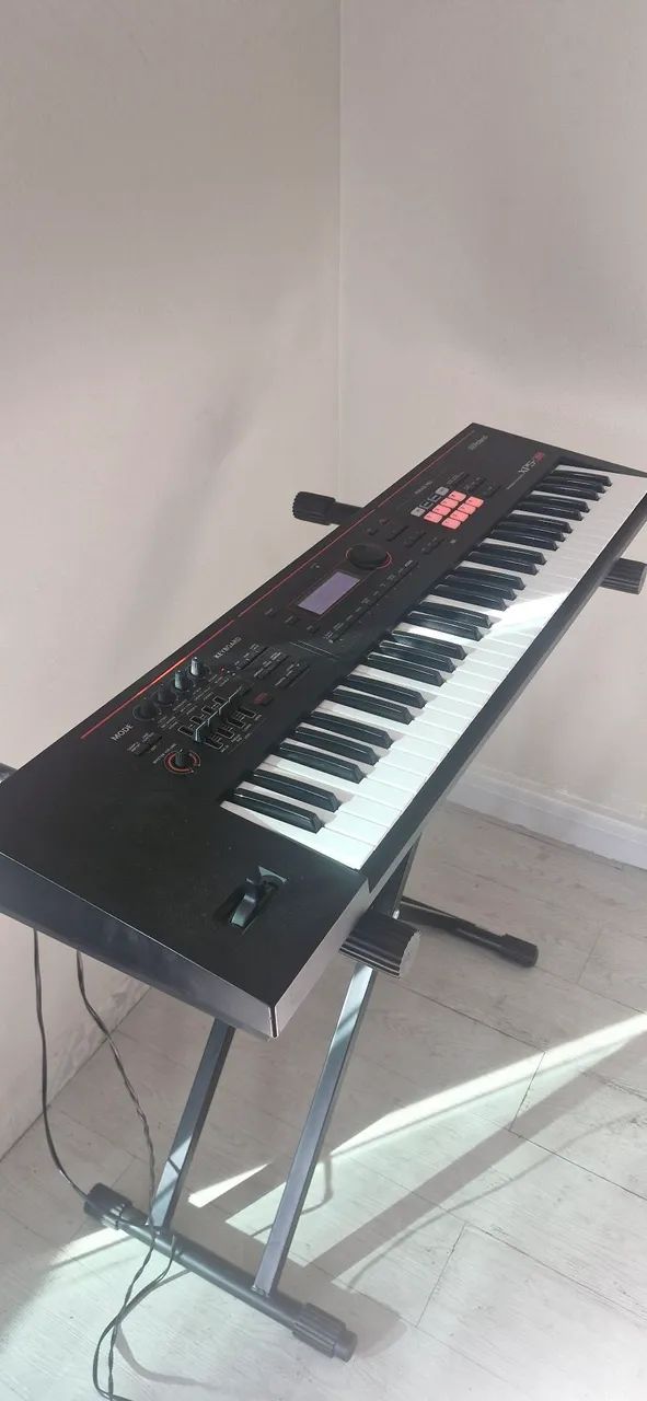 Teclado xps 30 Roland  - Foto 2