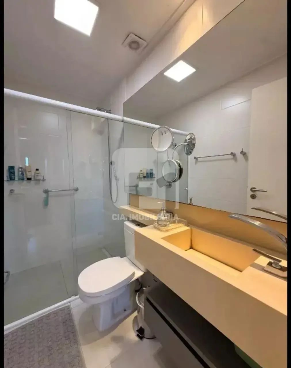 Apartamento de 3 dormitórios no Itacorubi - Florianópolis - SC - Foto 2