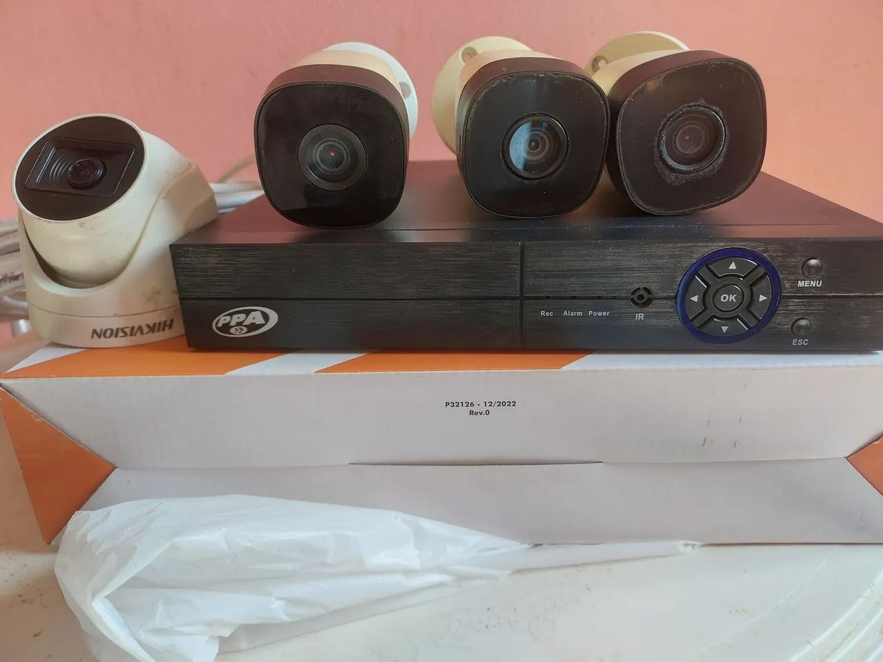 Kit de 04 câmera dvr 08 canais semino funcionando perfeitamente 